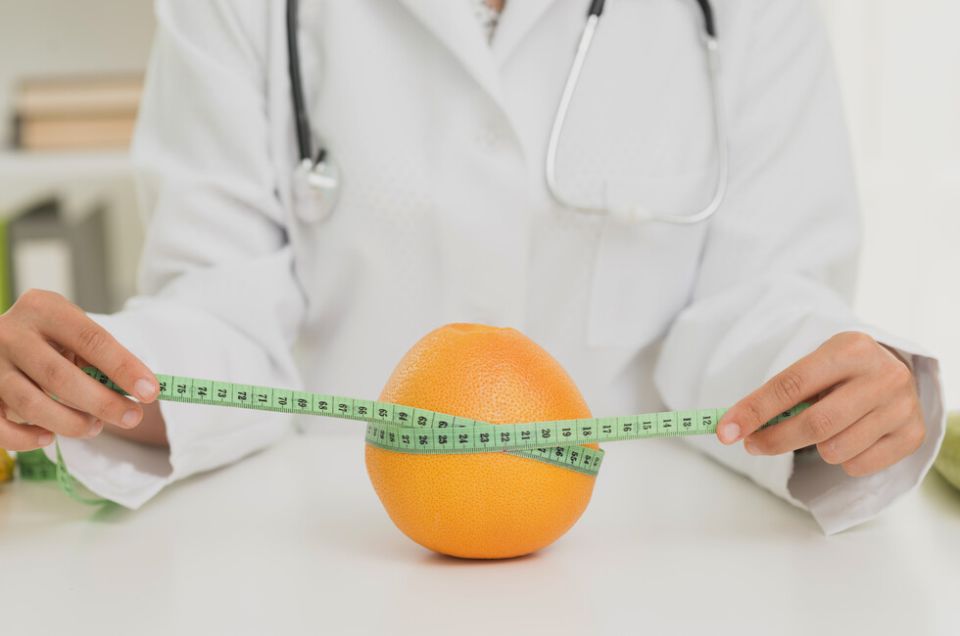 Врач Семирядов объяснил, почему мы переедаем и как с этим справиться