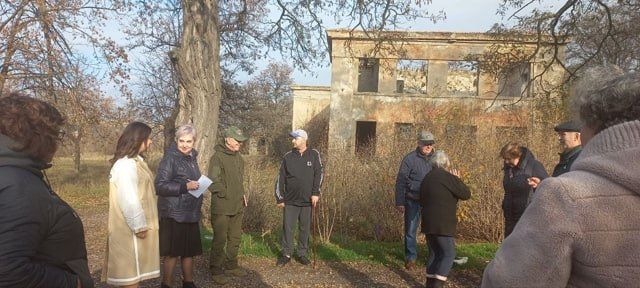 Секретарь #Комитет_по_природопользованию_экологии_недрам_и_природным_ресурсам Александр Мальков провел сход граждан в Пролетарском районе Донецка