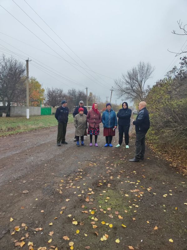 В селе Маныч прошла встреча начальника Успенского территориального отдела Сергея Шпорта с местными жителями