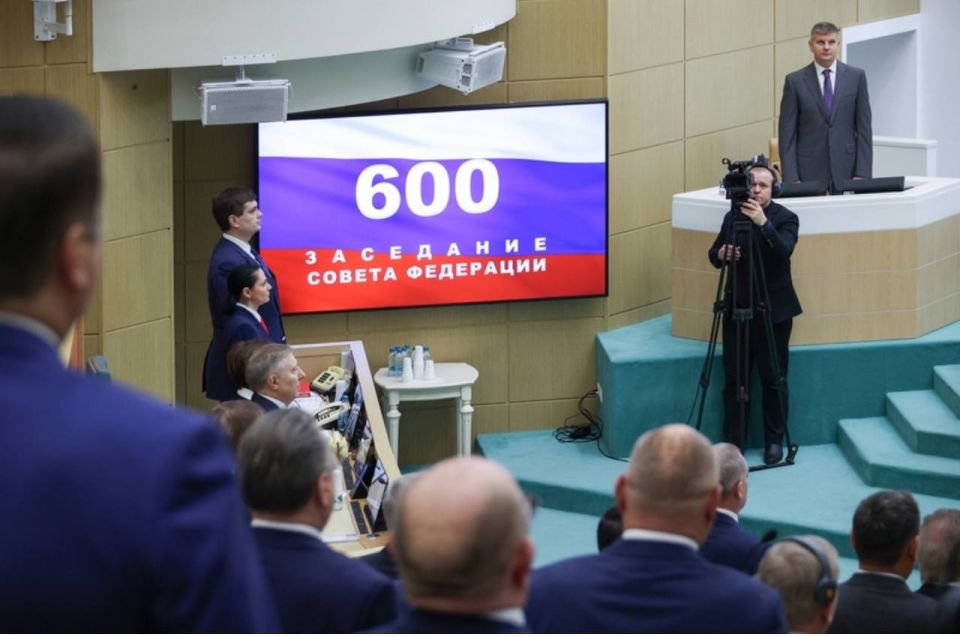 ������� ����������: ����������� ����� �������� ���� ������: 9 ������ � ���� ������������ ������ � ������ ʸ��������� (1945 ���)