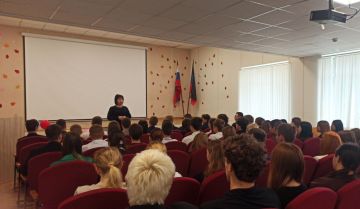 "Диалог на равных" в Тельмановской гимназии: Молодежь выбирает будущее своего поселка!