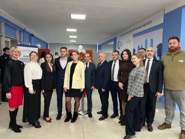 Заместитель Председателя Народного Совета ДНР Николай Сытов принял участие в торжественном открытии мастерской социального проектирования «Компас социальных проектов» в ДонНТУ