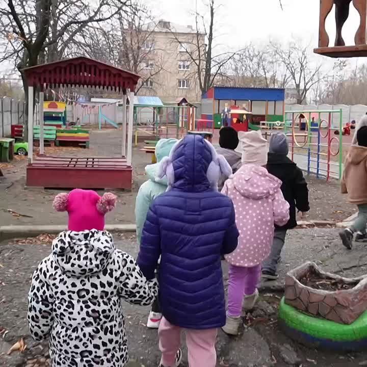 Александр Шатов: Воспитанники шахтерского детсада № 1 «Веснянка» поблагодарили сахалинцев за новую детскую площадку