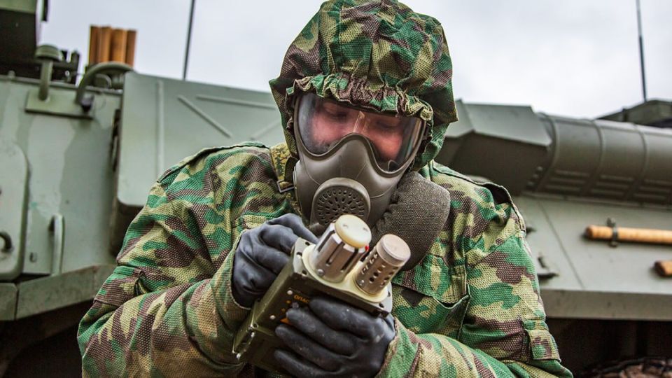 Сергей Прокопенко: Дорогие защитники Отечества, служащие и ветераны войск РХБЗ!