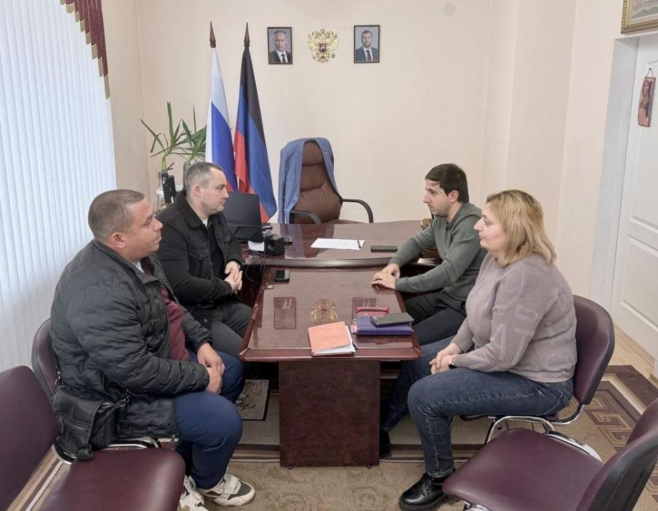 Представитель Магаданской области принял участие в совещании в администрации Ждановки