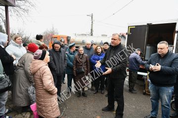 Алексей Кулемзин: На прямой эфир Главы ДНР Дениса Пушилина поступил вопрос от жителей поселка Застанционный о проблемах с водоснабжением и нерегулярным наполнением ёмкостей