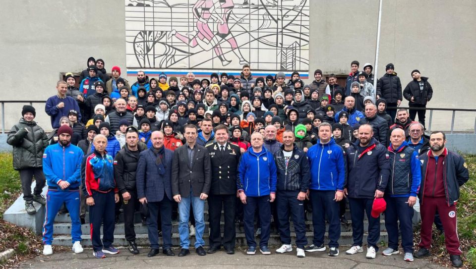 Юный спортсмен Ждановки набирается опыта на сборах в Чехове