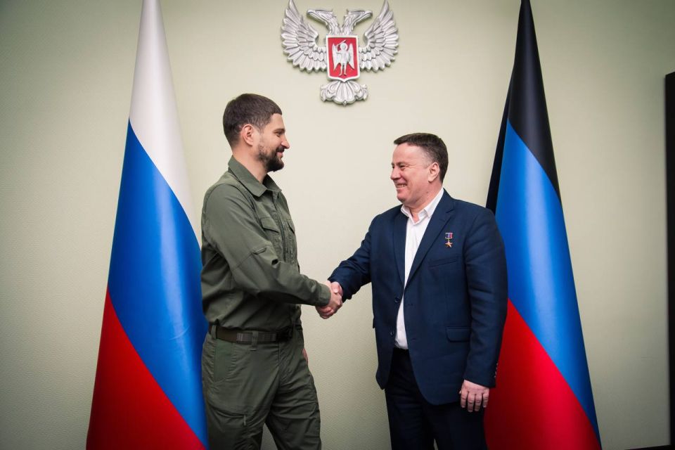 Александр Волошин: Год назад в эти дни Герой ДНР Константин Кузьмин был избран Председателем Народного Совета Донецкой Народной Республики