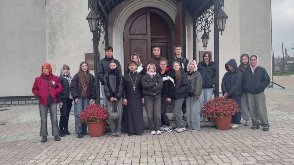 В Макеевке проходит месячник волонтёрства