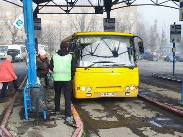 Региональный Минтранс держит на контроле вопрос регулирования работы донецких муниципальных маршрутов № 8 и № 28