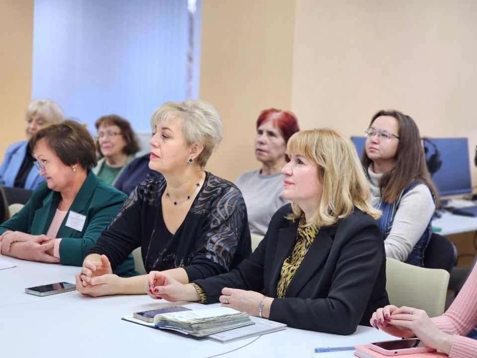 Центральная городская библиотека стала виртуальной площадкой для телемоста «Подвиг Гастелло: память, живущая в сердцах»