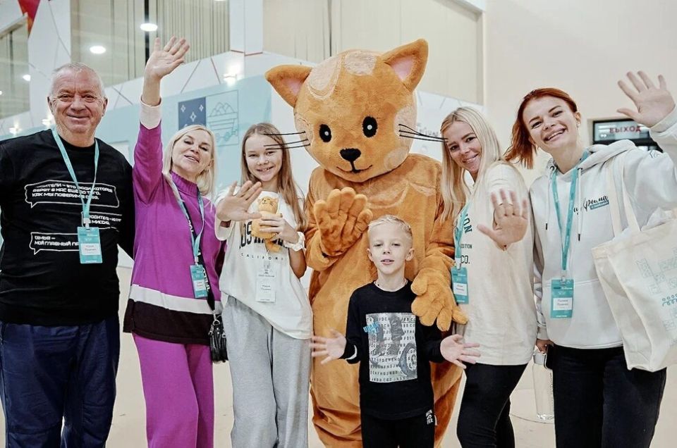 Девять семей из ДНР поборются за место в финале конкурса «Это у нас семейное»