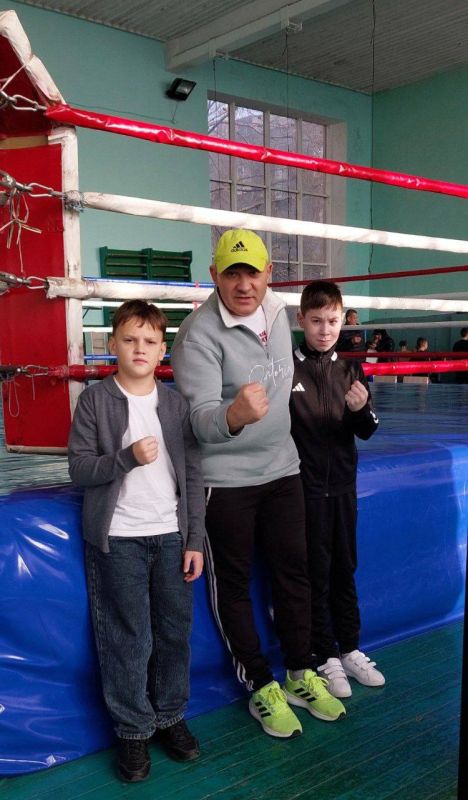 15 ноября 2025 года в Енакиево прошло Открытое первенство города Енакиево по боксу среди юношей и девушек 2014, 2015, 2016 годов рождения посвящённое Дню военной разведки