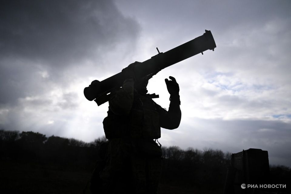 ВС России не дают боевикам ВСУ выйти из Димитрова, рассказал Пушилин