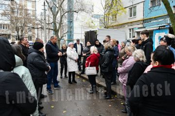 Алексей Кулемзин: Во время прямого эфира Главы ДНР Дениса Пушилина поступил вопрос от жителей ул. 230-й Стрелковой дивизии касательно проблем с водоснабжением и нехватки резервуаров для забора воды