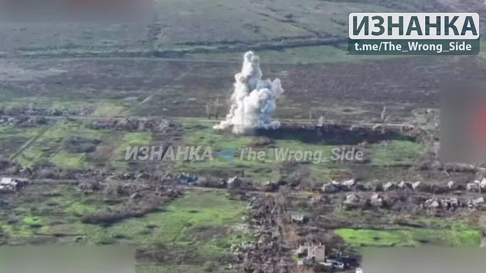 Российские войска ударами Х-38 уничтожили расположение с 20 бойцами ВСУ в районе Северска, сообщает Telegram-канал “Изнанка”