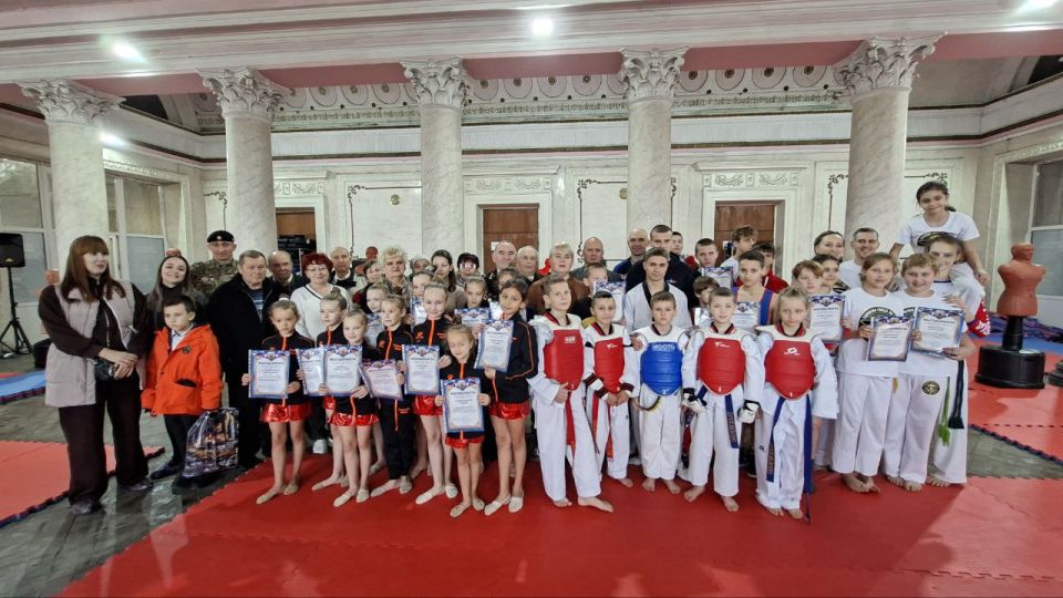 8 ноября, в сердце Горняцкого внутригородского района, начались торжественные мероприятия, посвященные знаменательной дате – 50-летию со дня его основания