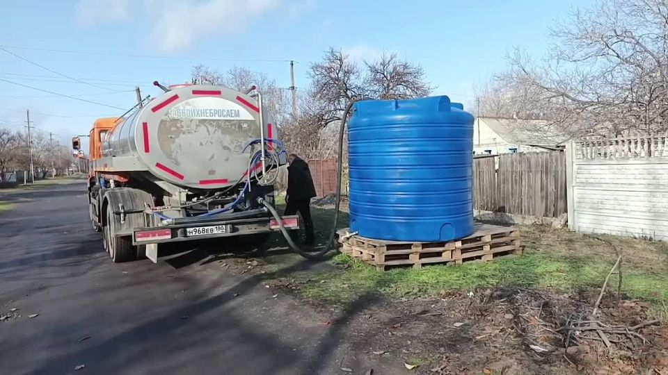 В Шахтерске организован подвоз воды в отдаленные уголки города