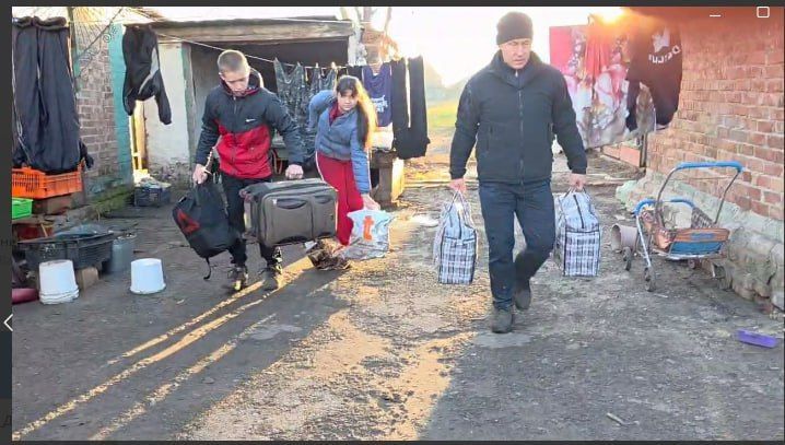 Быть всюду, где живут наши люди