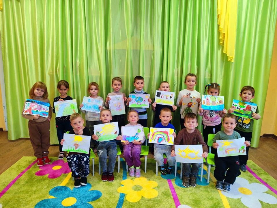 С 10 по 14 ноября 2025 года в детских садах городского округа Докучаевск царила атмосфера творчества и заботы о природе