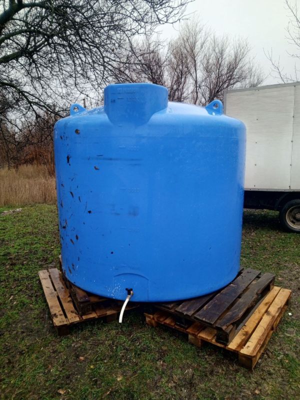 Сегодня установили ёмкости для технической воды по адресу: