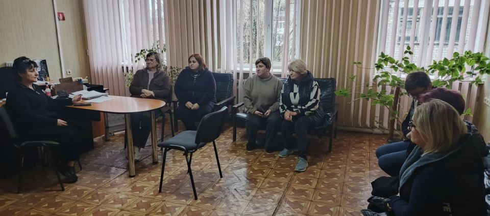 Сегодня, 20 ноября, спикер Елена Минакова провела встречу по адресу: г. Макеевка, кв-л Металлург, 2