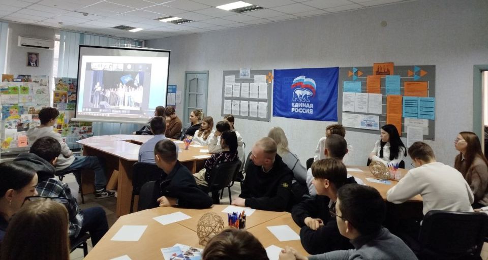 Дебальцевские старшеклассники открывают горизонты военно-космического образования