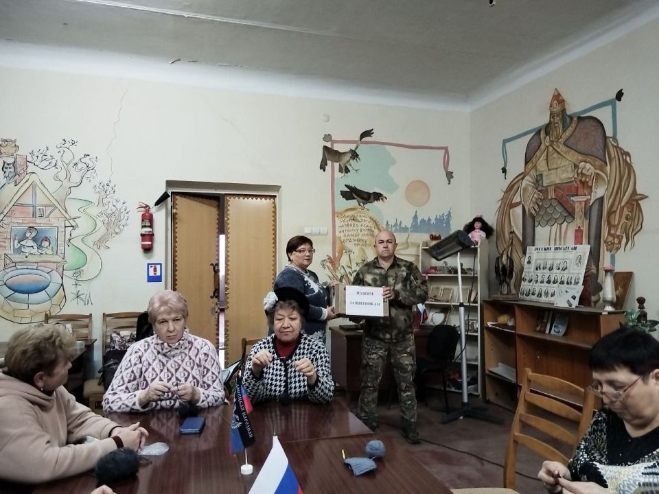 Единороссы первичного отделения 915 присоединились к благотворительной акции "Марафон добрых дел"