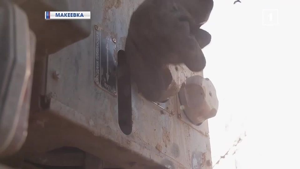 С просьбой о помощи люди обратились на прямой эфир к Главе ДНР Денису Пушилину