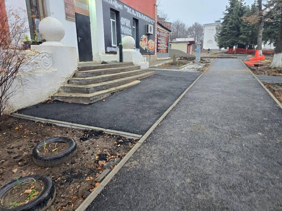 Забайкалье продолжает ремонт дорог Старобешевского округа