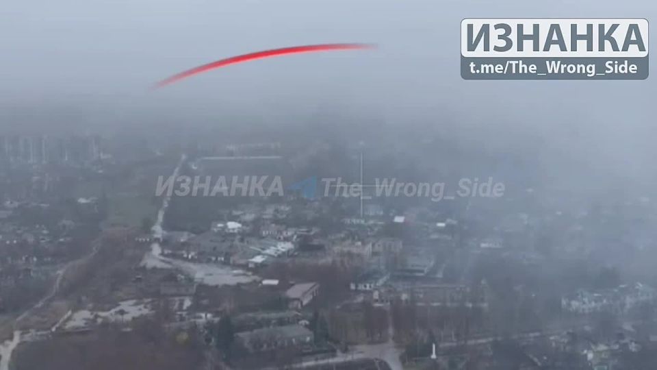 Очередной прилет ФАБ-3000 с УМПК по украинским позициям в Мирнограде