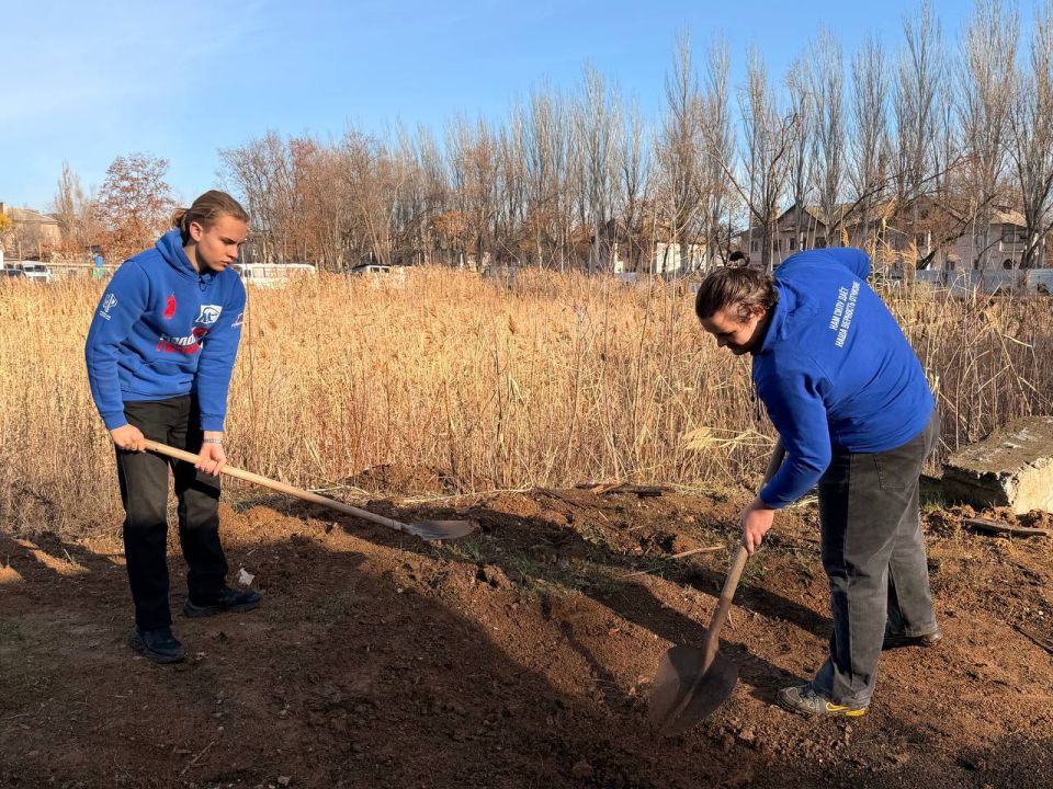 Роман Конев: Молодёжка Горловки навела порядок в рамках проекта «Моя крепость»
