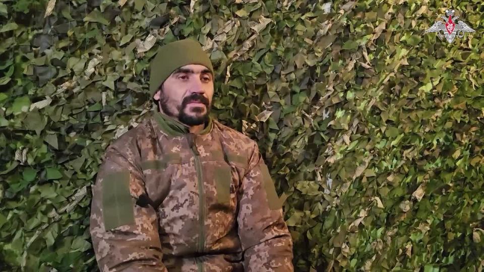 Не желающие служить ВСУшники отдают командирам банковские карты, — рассказ пленного