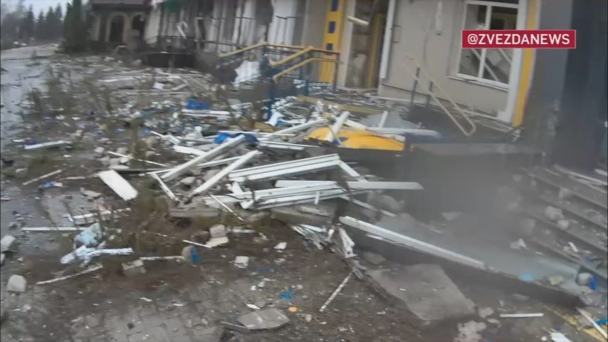 Чингис Дамбиев: Российские штурмовики прогуливаются по проспекту Мира в центре Покровска, который вчера "зачистил" командующий штурмовыми войсками ВСУ Валентин Манько