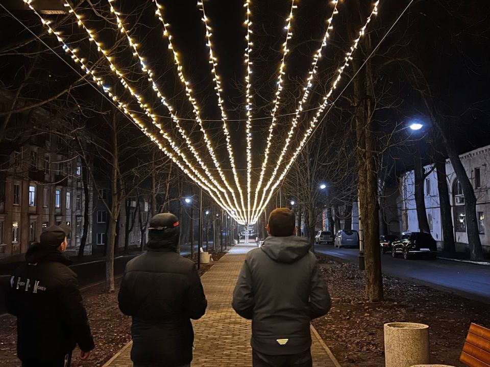 Александр Пеняев: Продолжаем менять к лучшему облик нашей Ясиноватой