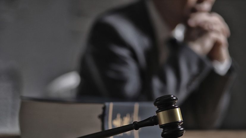 Свердловский суд отправил экс-мэра Артёмовского в колонию за взятку