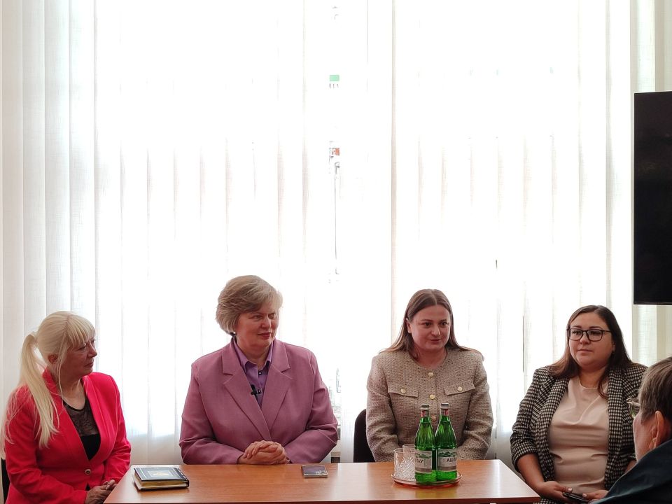 ��������� ����������� ����� � ��������: ������� � �����������