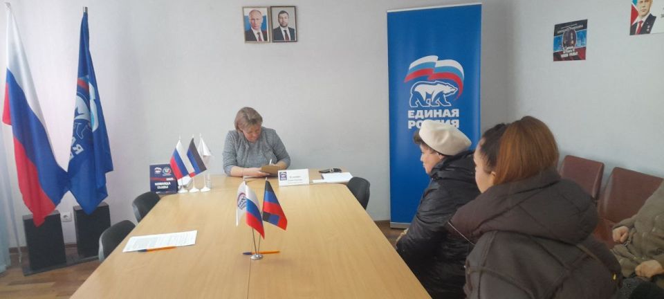  : 25  2025                      ...