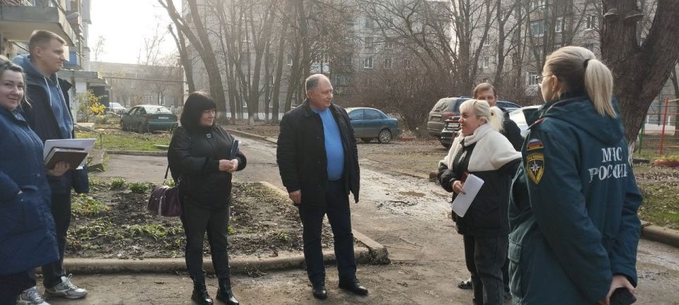  :   .                  : . , . 40...