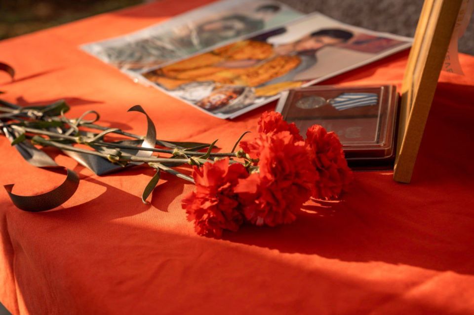 В Докучаевске установили памятную Звезду Героя Даниилу Бессмертному