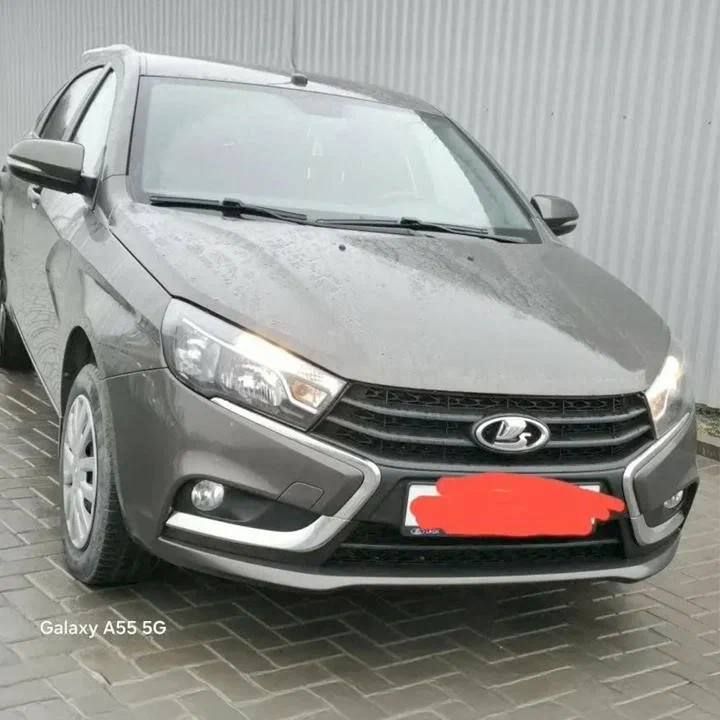 1 250 �.p. LADA Vesta, 2021 �.�
