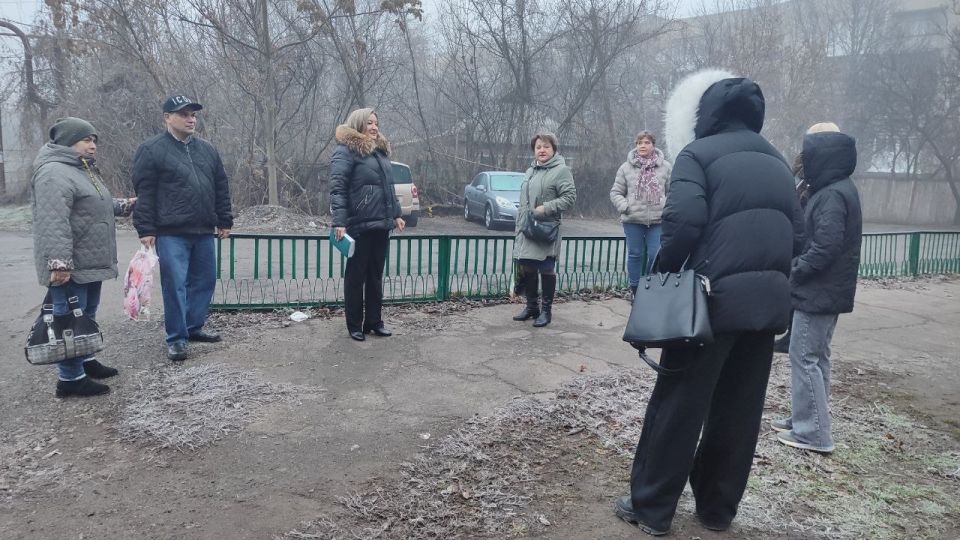 По поручению Главы ДНР Дениса Пушилина проводятся встречи с населением для выявления проблемных вопросов на подведомственной территории