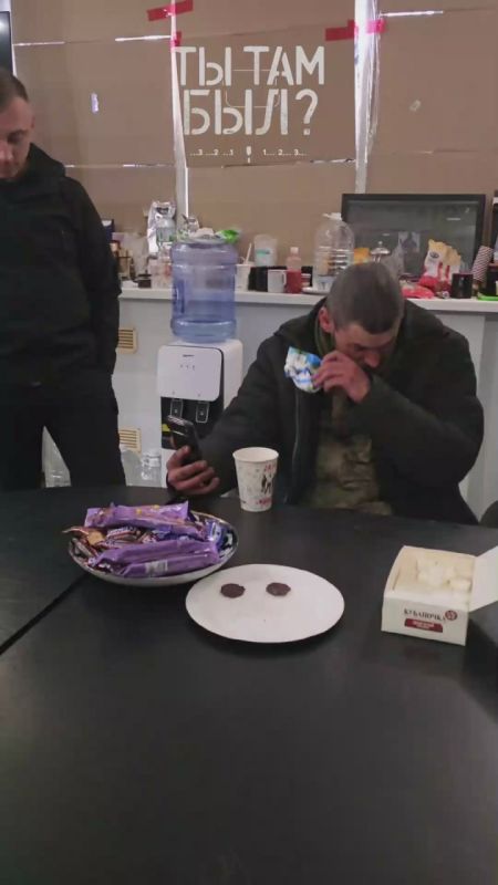 Павел Кукушкин: Первый звонок домой пленного ВСУшника из 38-й бригады морпехов, переданного в Дикую Дивизию Донбасса