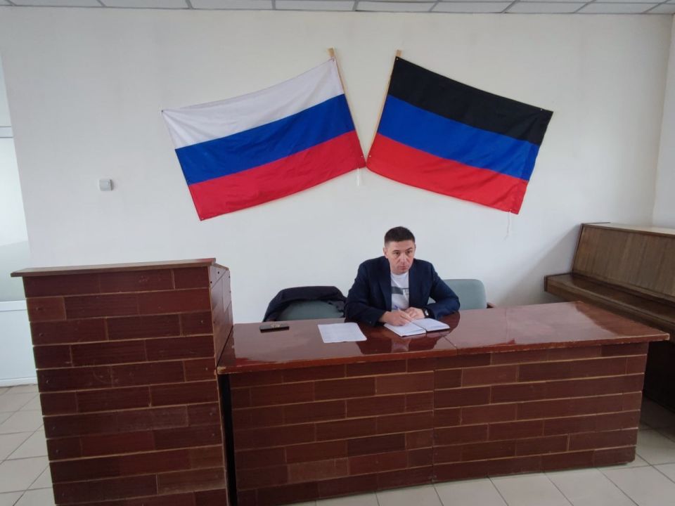     27  2025          &quot;&quot; . .    ...          ...