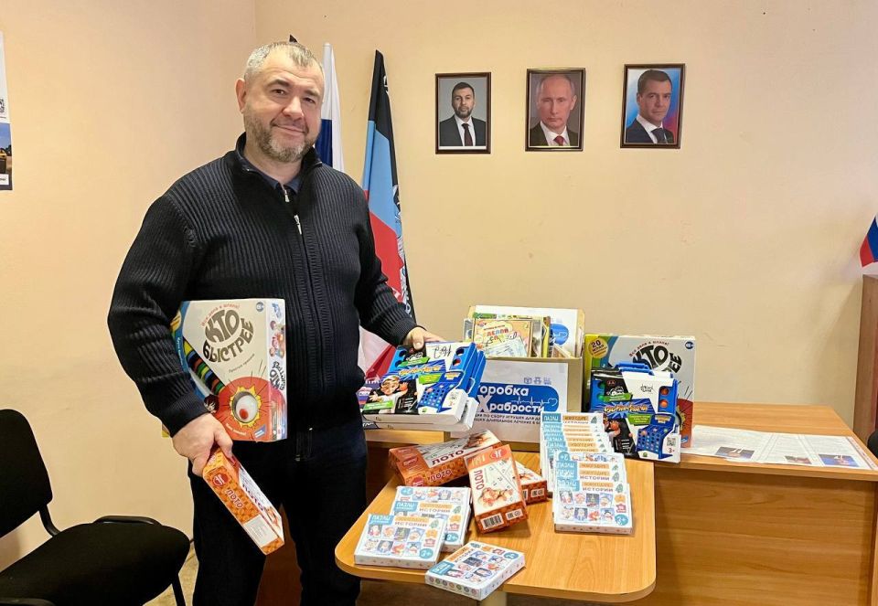 В рамках проекта «Крепкая семья» партии «Единая Россия» продолжает проходить благотворительная акция «Коробка храбрости», направленная на поддержку детей, находящихся на длительном лечении и реабилитации в медицинских...