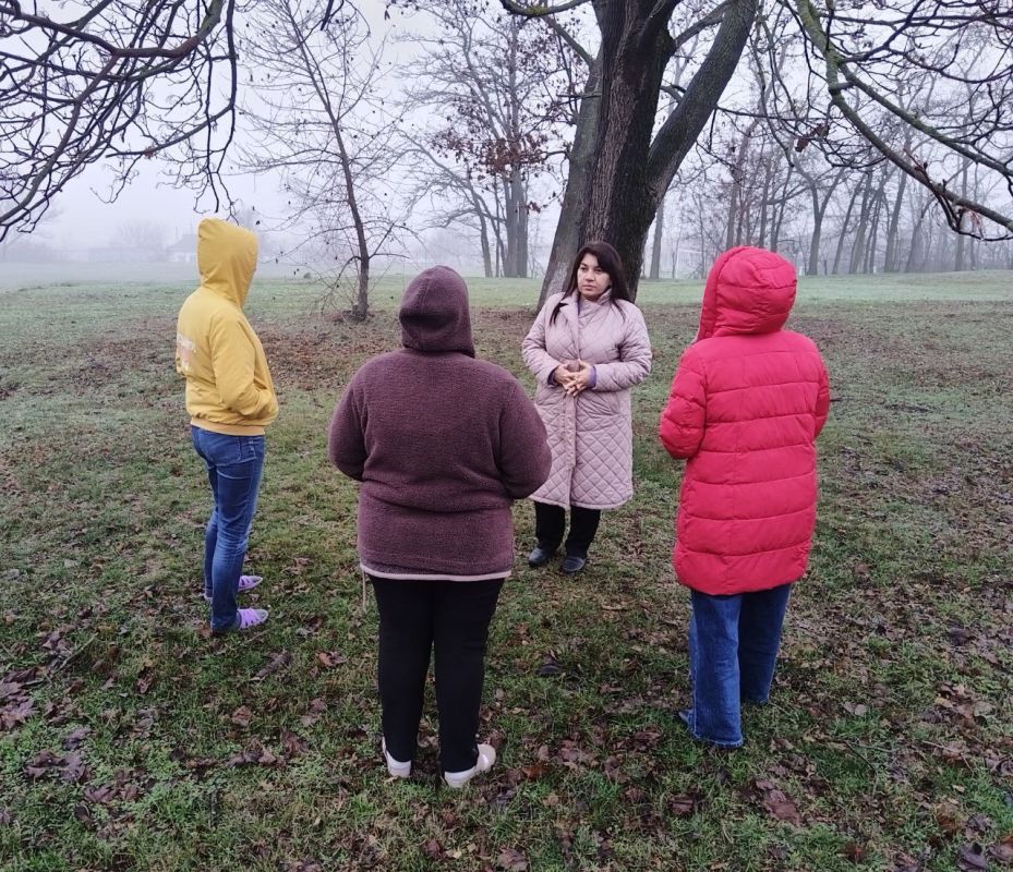 И. о заведующий Чермалыкским территориальным сектором Администрации Тельмановского округа провела встречу с жителями села Федоровка, на которой были рассмотрены такие вопросы: