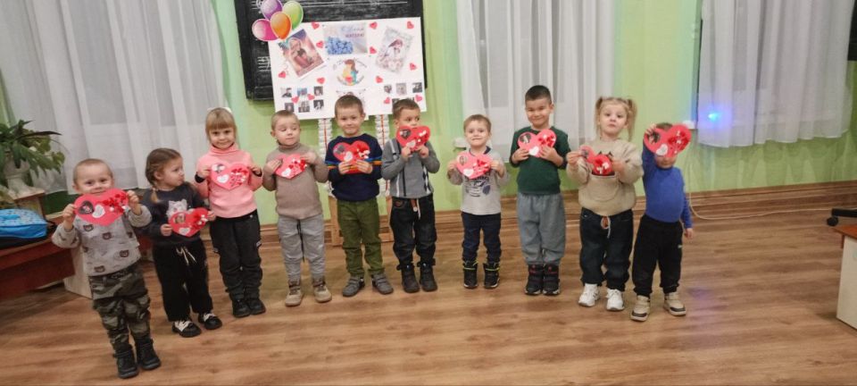 «МАМОЧКА ЛЮБИМАЯ!». В преддверии самого нежного и доброго праздника - Дня матери в клубе дополнительного дошкольного образования «Развивайка» МБУ «Дворец культуры им. В. Маяковского