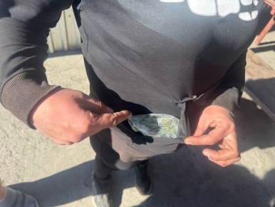 В Шахтёрске полицейские выявили факт незаконного хранения наркотиков