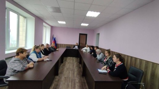 Сегодня, 28 ноября помощник секретаря местного отделения Общественного Движения «Донецкая Республика» Червоногвардейского района города Макеевки, заместитель руководителя Управы Червоногвардейского внутригородского района...