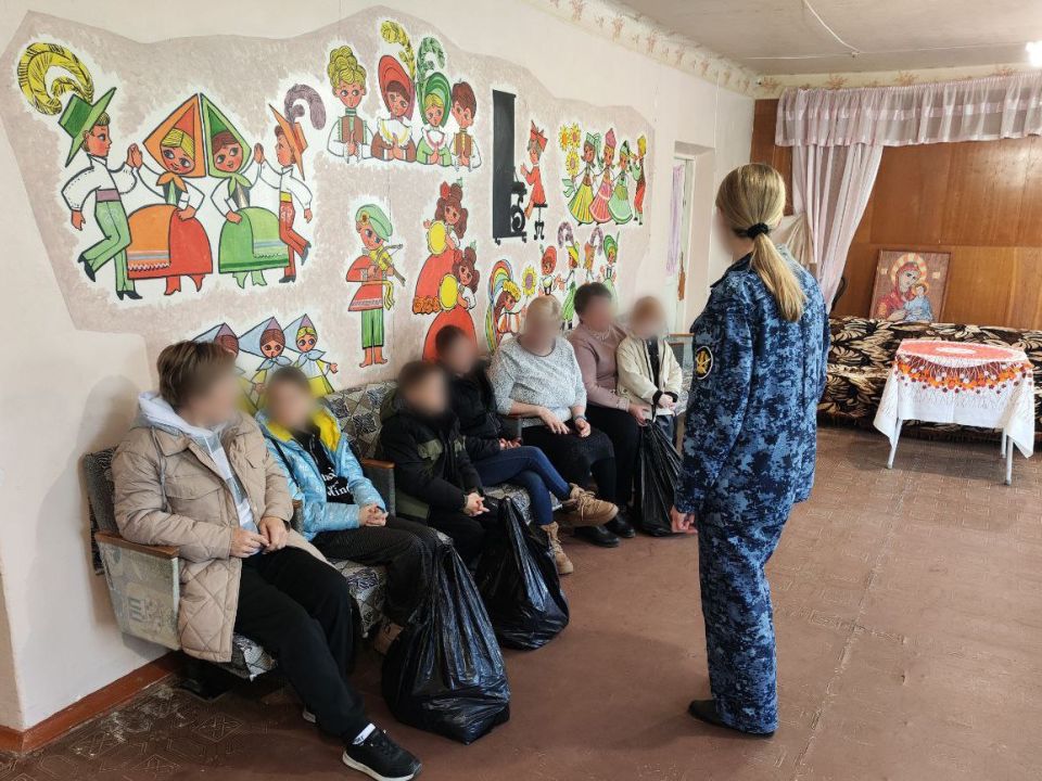 Сотрудники филиала УИИ провели благотворительное мероприятие ко Дню матери